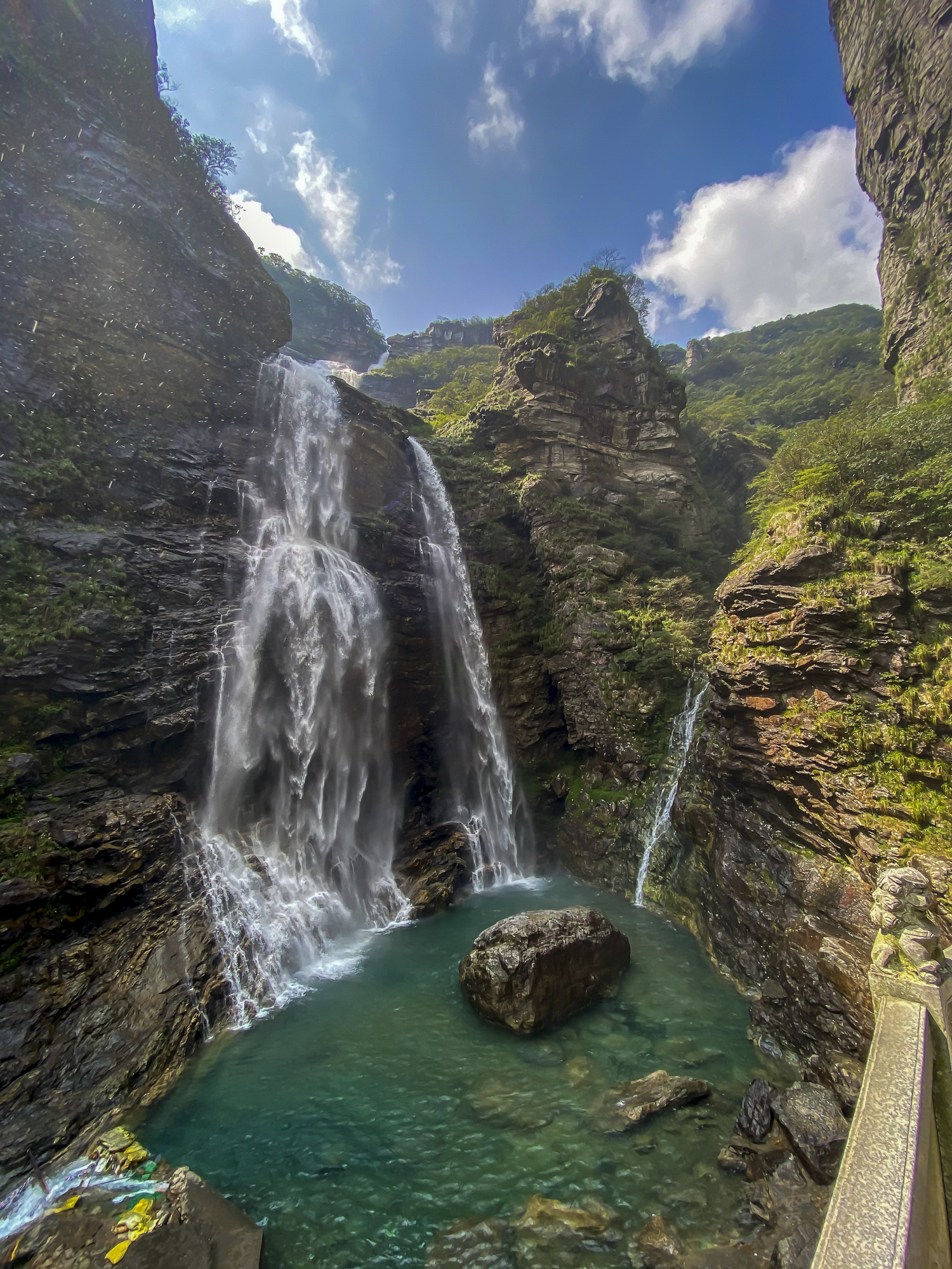 乘坐"诗仙号""太白号"在李白生活过的地方,探寻"庐山第一奇观"三叠泉
