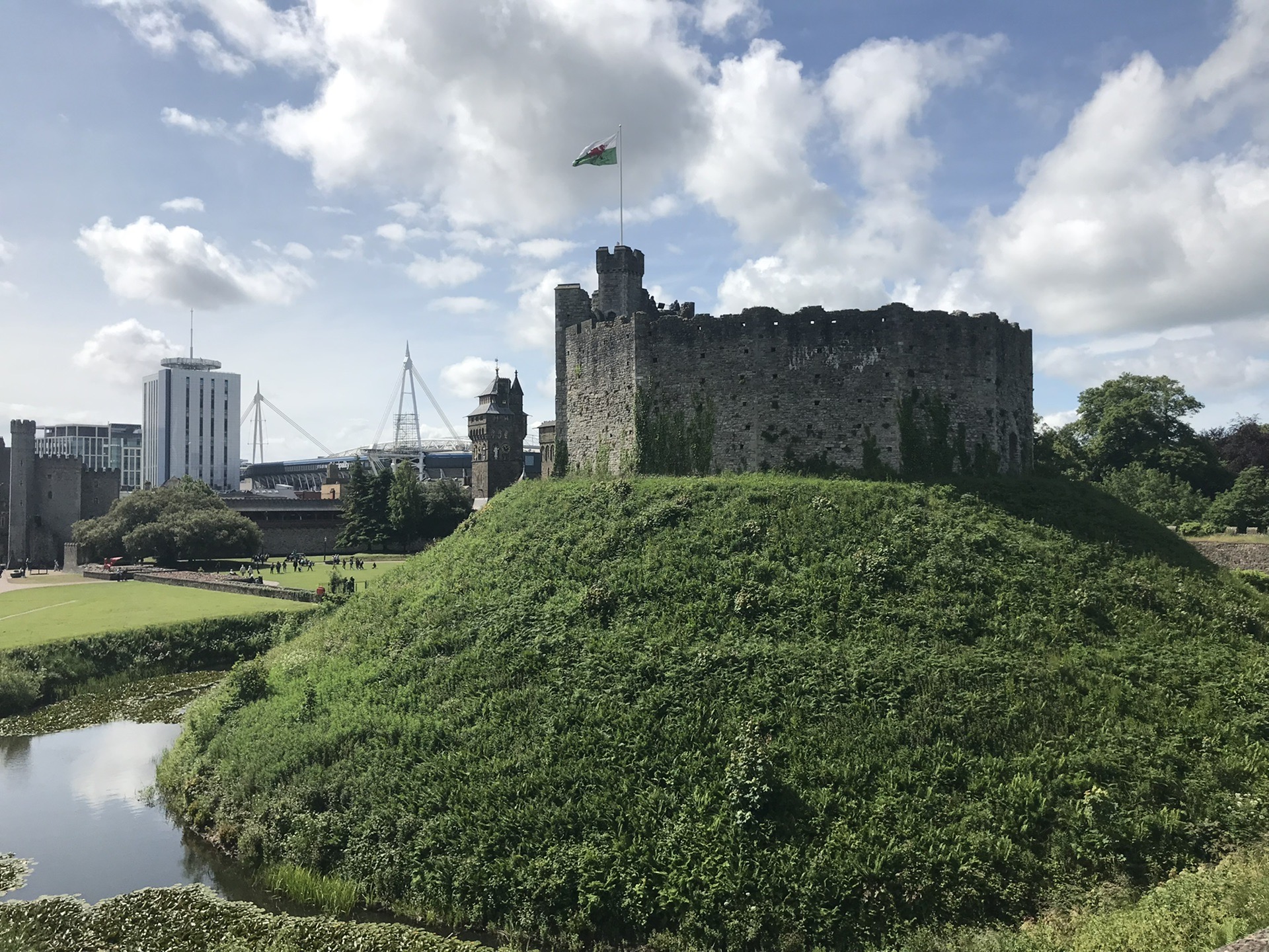 花園內的童話古堡-卡迪夫城堡(cardiff castle),加的夫自助遊攻略