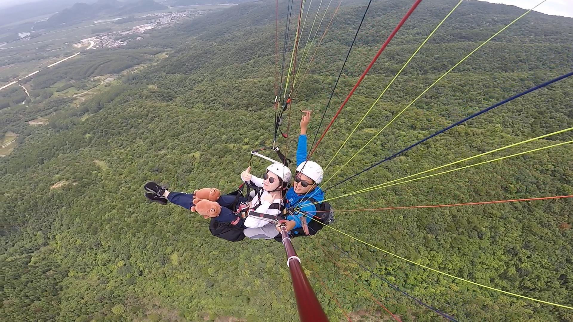 假期南宁周边游:广西大明山滑翔伞基地