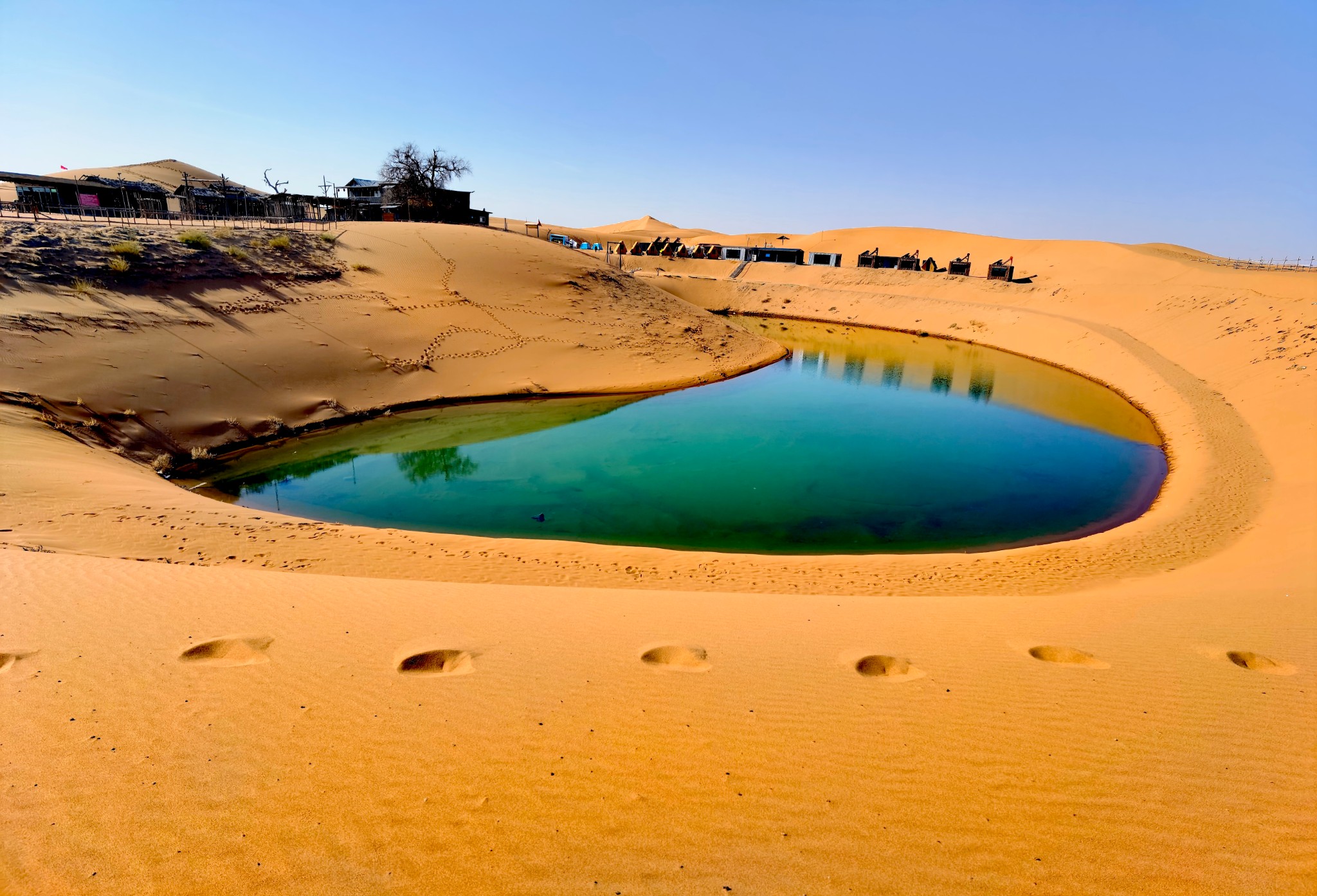 2020年西北甘肃宁夏之旅第五站——腾格里沙漠,沙坡头_游记