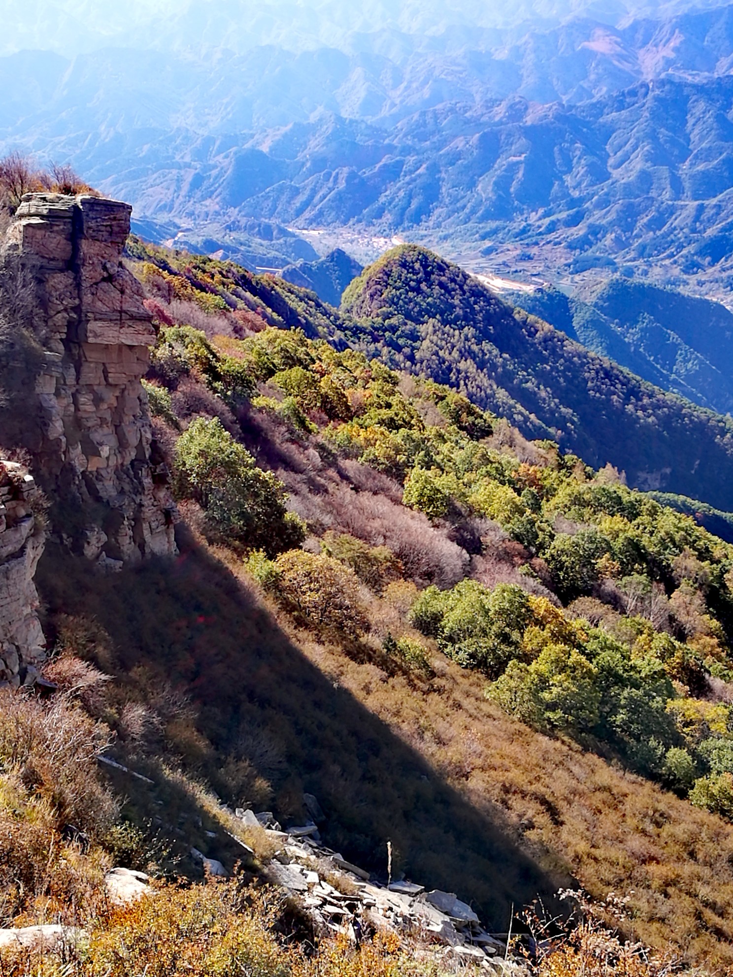 行走阜平歪头山