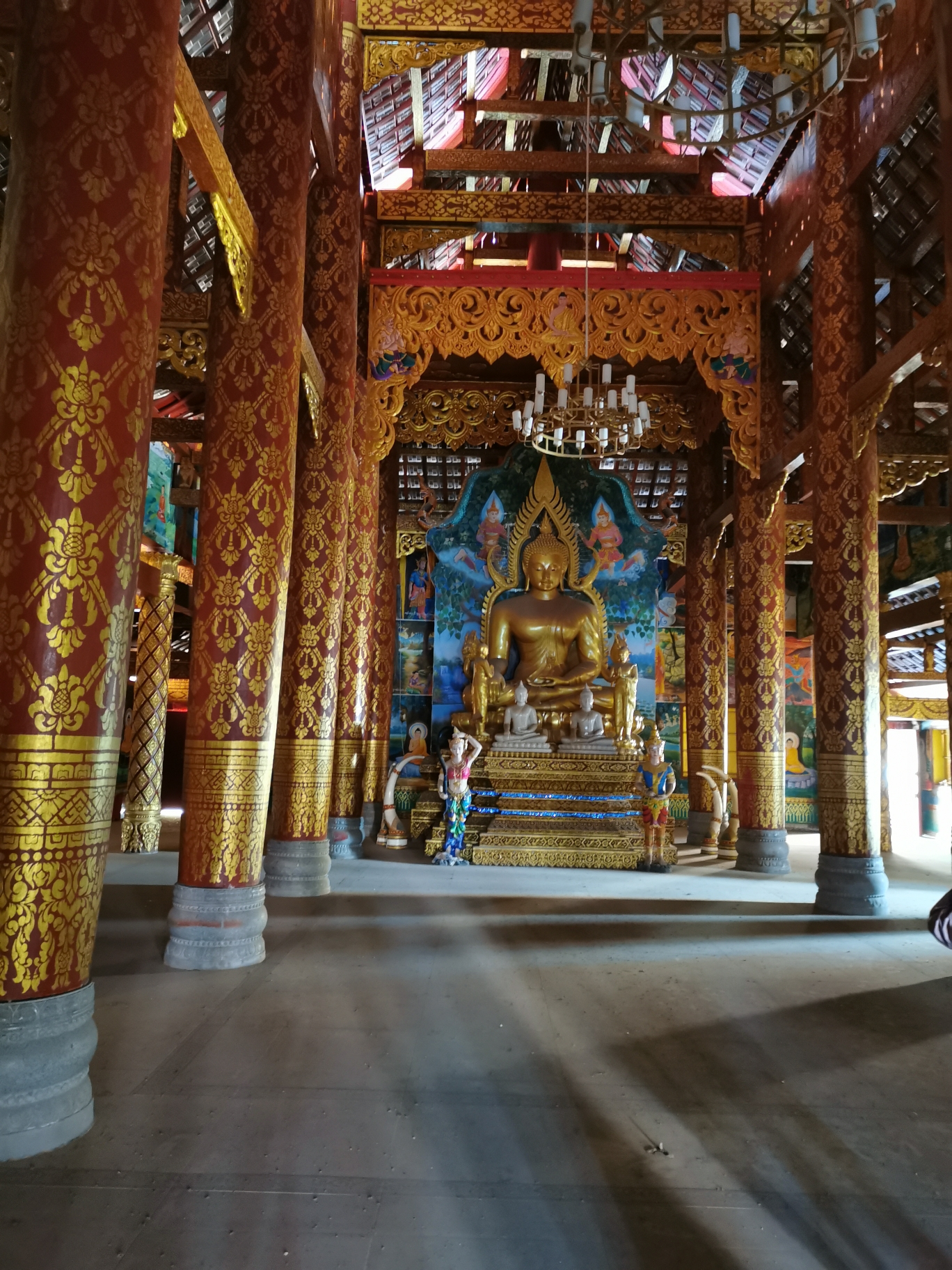 天上掉下来的西双版纳豪华游(十):西双版纳的曼斗村佛寺