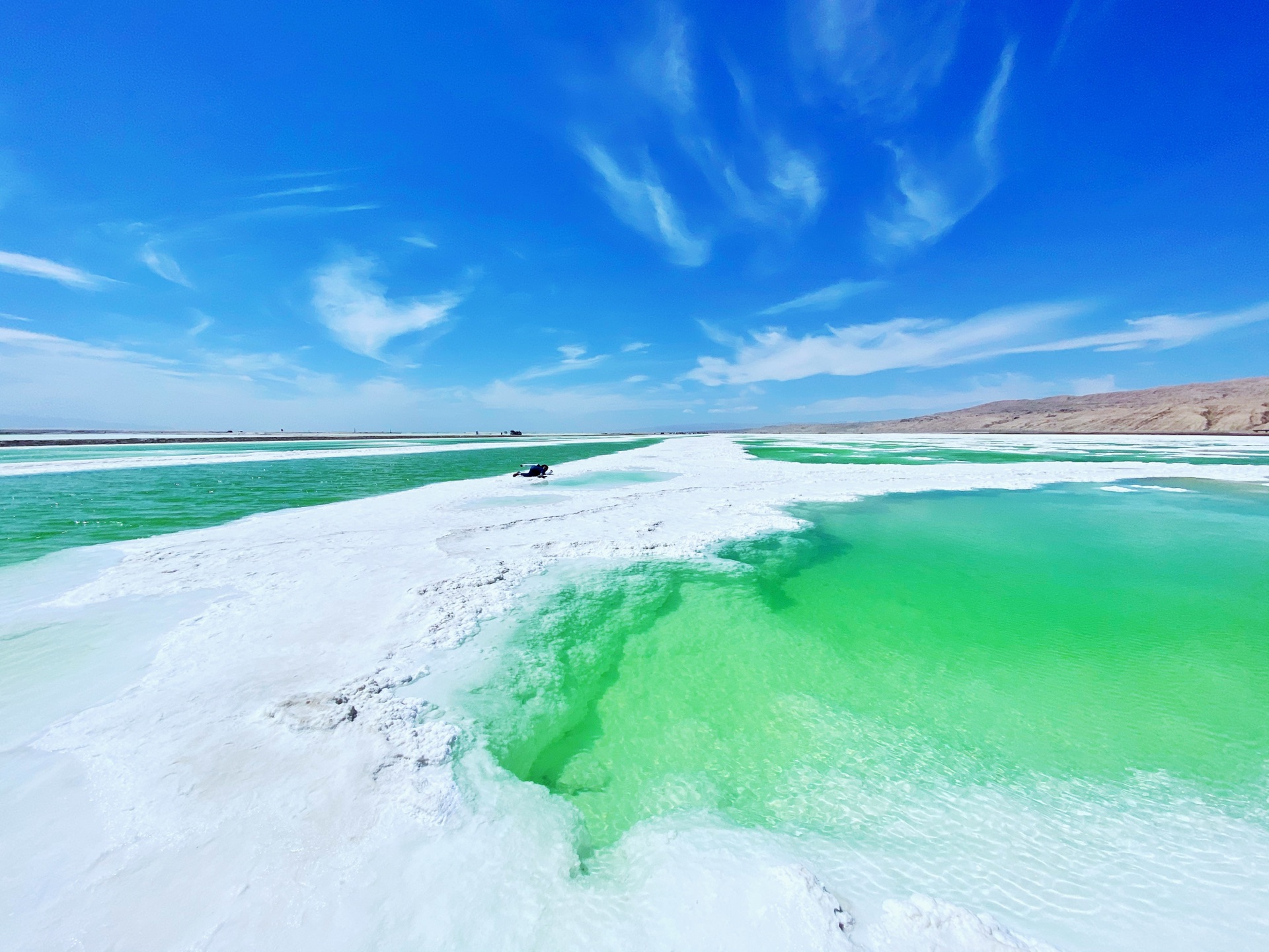 Qinghai Mangya Emerald Lake