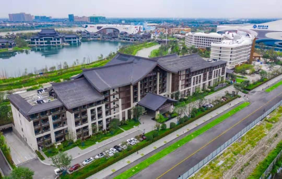 成都融创堇悦酒店1晚双人融创乐园双人自助早餐