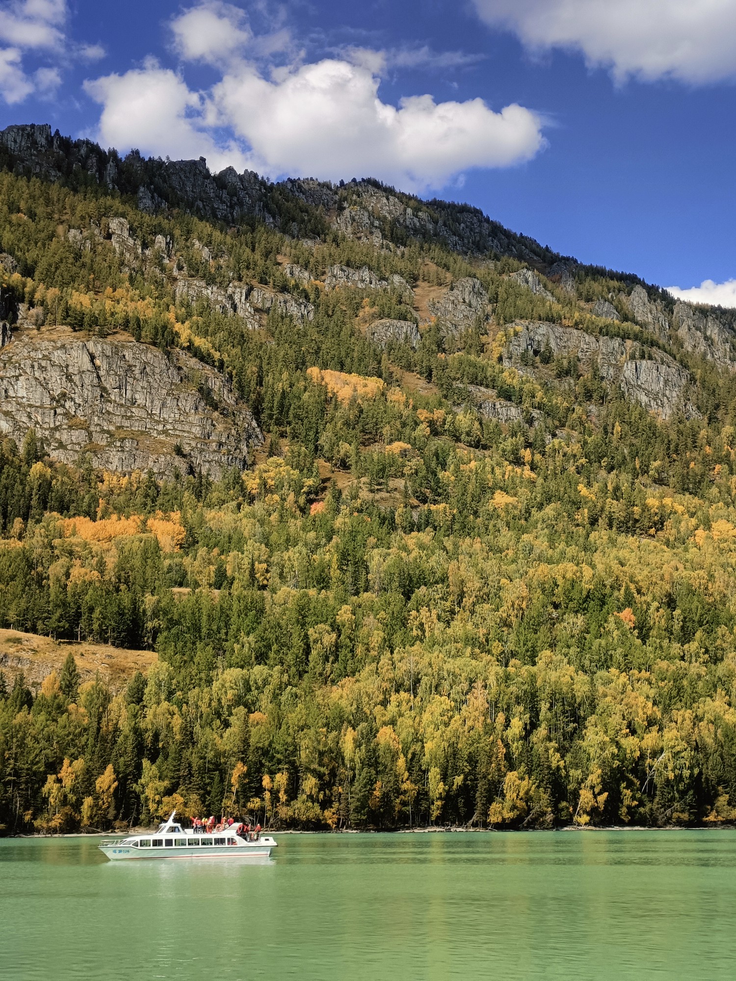 我看过最美的风景,都是大自然的馈赠_初见北疆之秋