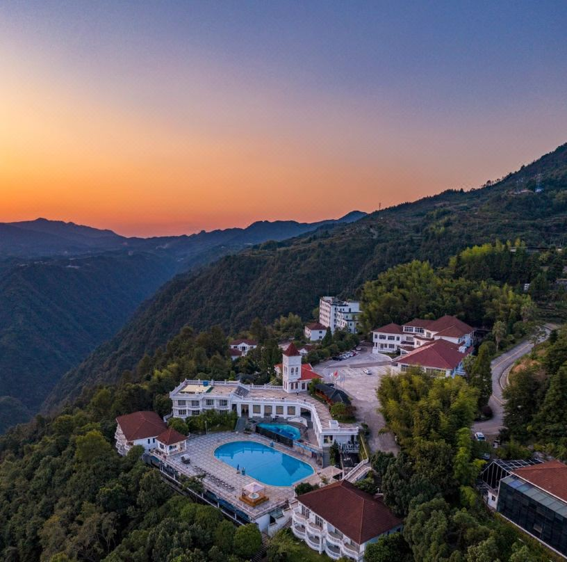 浙江温州泰顺雅阳大峡谷温泉度假村1间1晚2大1小早餐2大1小温泉