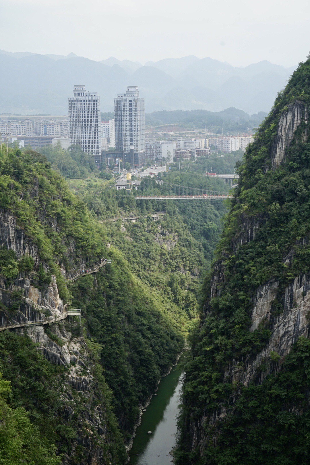 黔江城市大峡谷景区图片