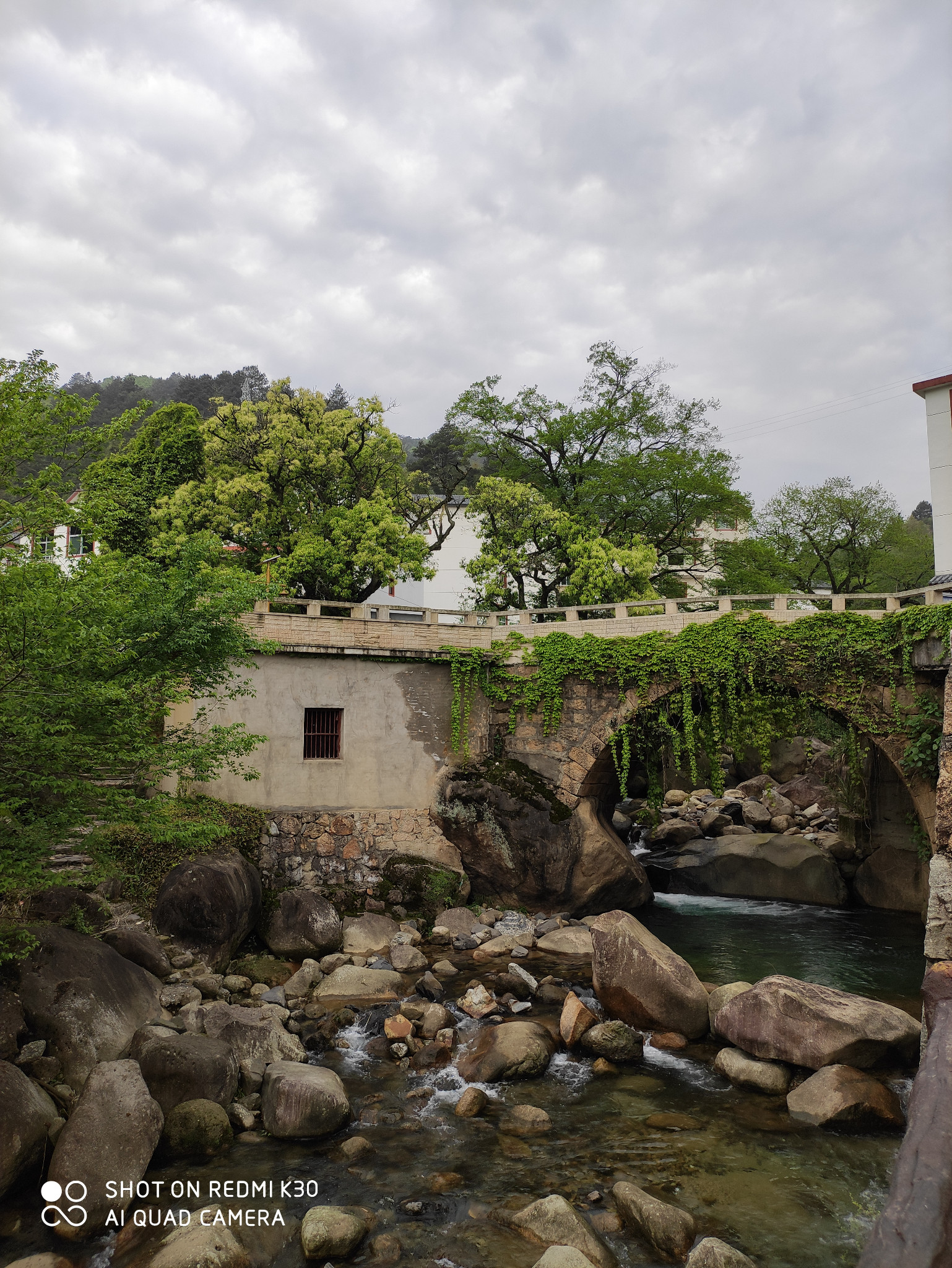 4月18日精致小景区坪溪