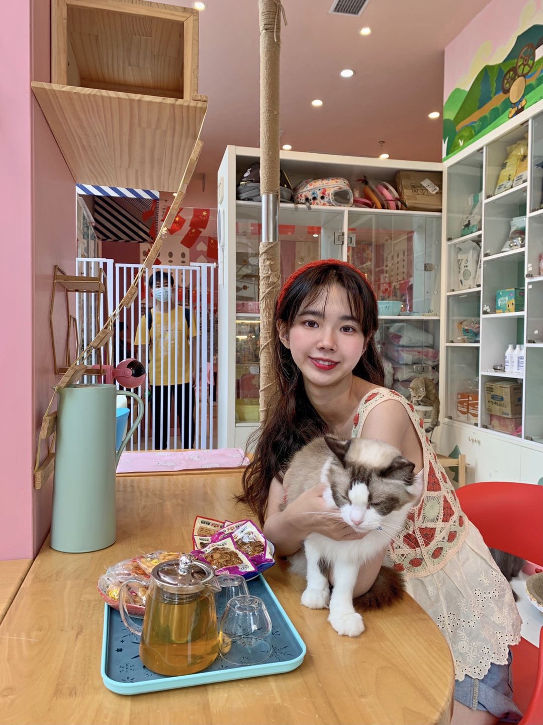 重庆喵小媛撸猫体验馆下午茶餐厅介绍, 喵小媛撸猫
