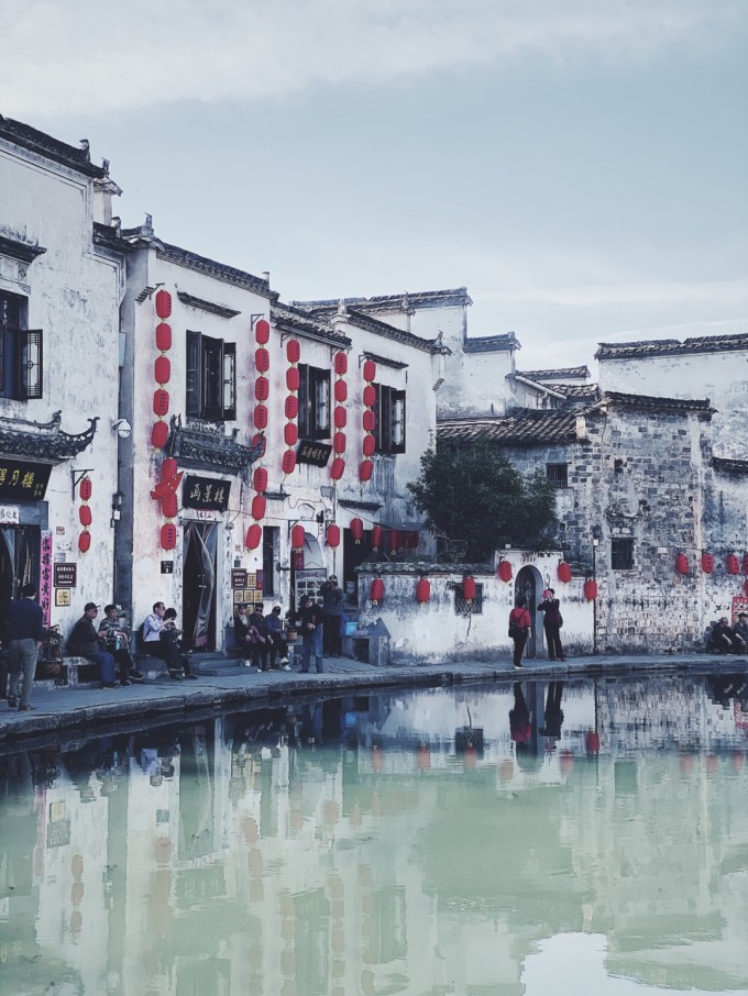 徽州古村怎么选 10 CoUBYGCXPECAbVY5AAgoQ4ZDrMY298