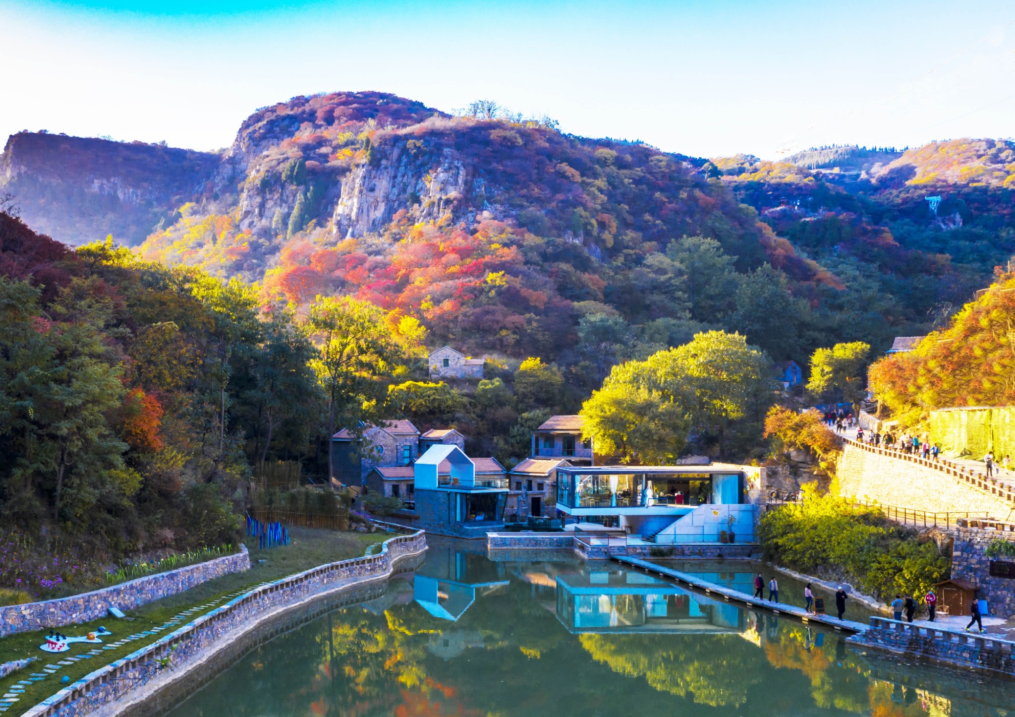淄博红叶柿岩旅游区游玩攻略春光无限好正是踏春时