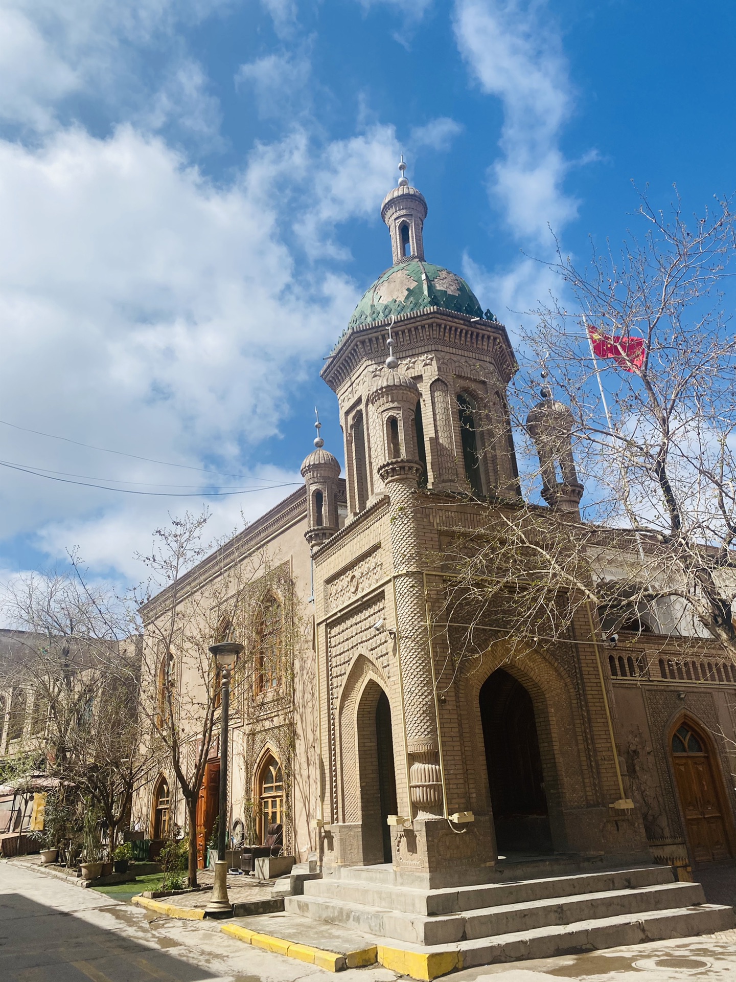 南疆喀什塔县杏花村早春赏花美食美景全攻略