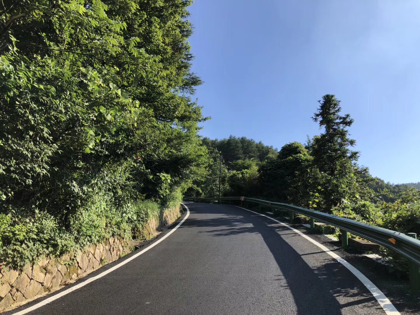 2018年盛夏莫干山99徒步环山公路