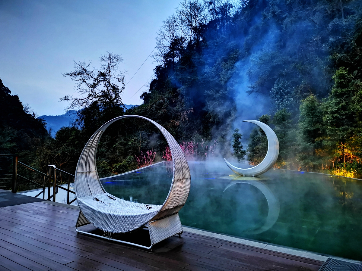 二,关于酒店 三,关于温泉 九龙沟                  四,关于那个连廊