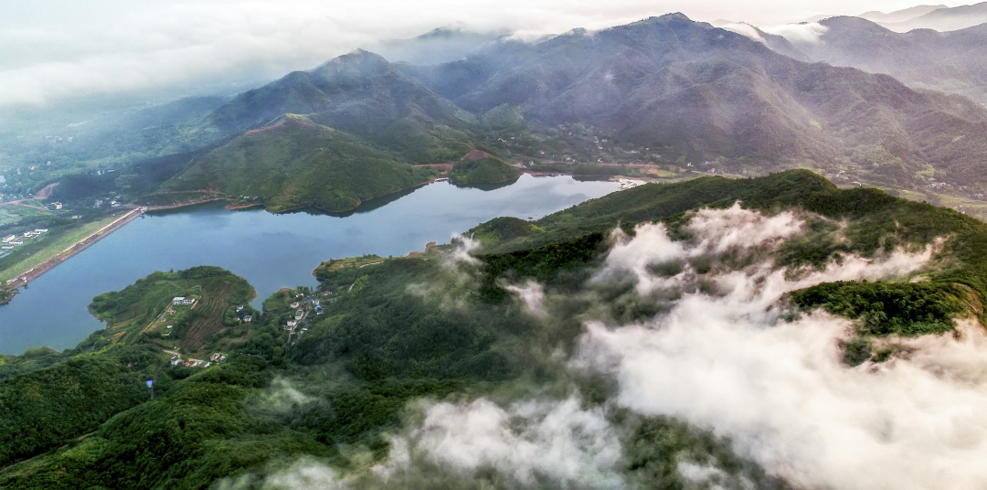柯坦镇虎洞村