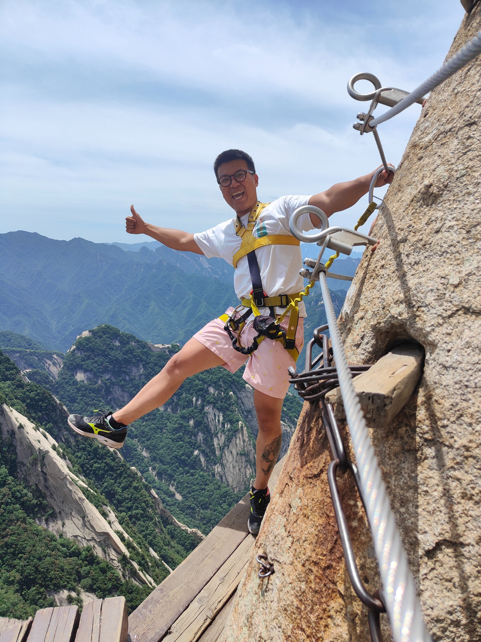 爬华山,如何既不累又有趣?,西安自助游攻略 - 马蜂窝