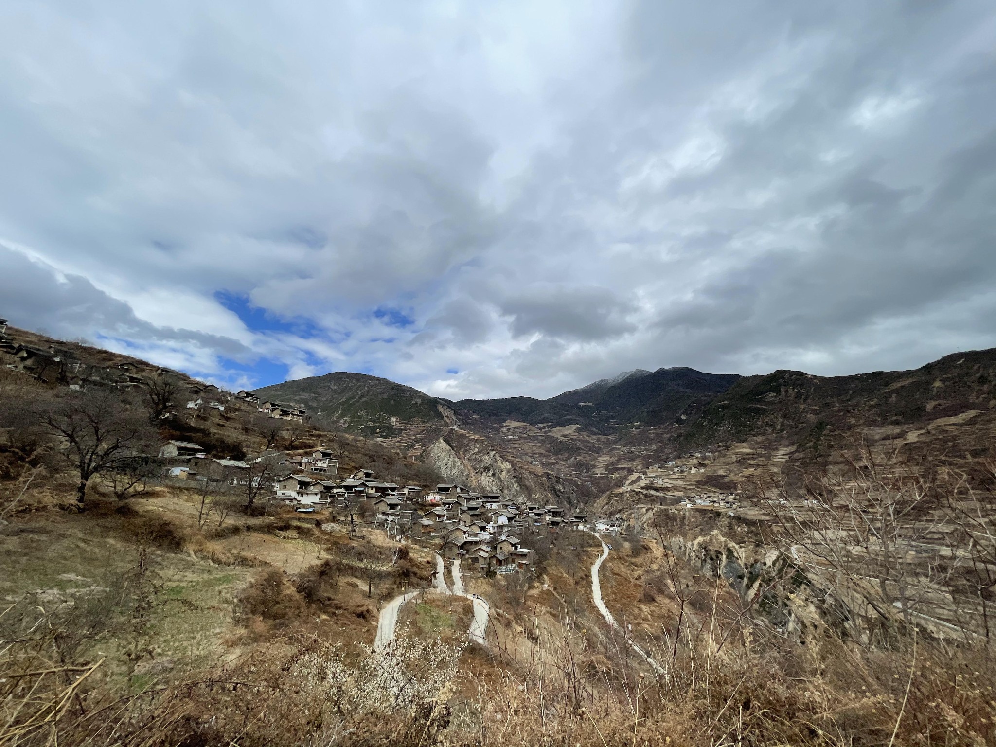 甘孜康定鱼通土司官寨