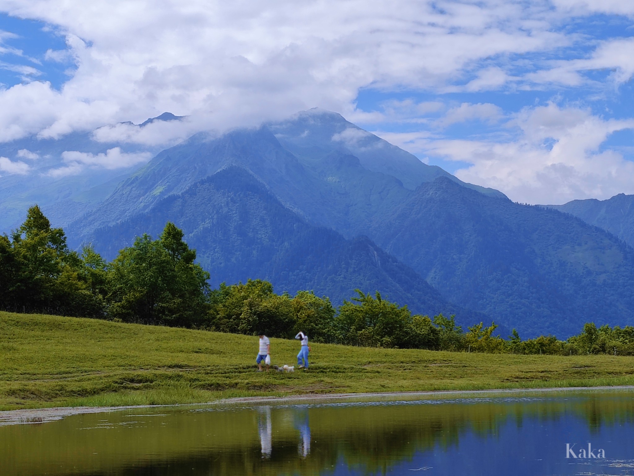 成都周邊二日遊-臥龍甘海子的高山草甸-巴郎山的雲瀑彩虹_遊記