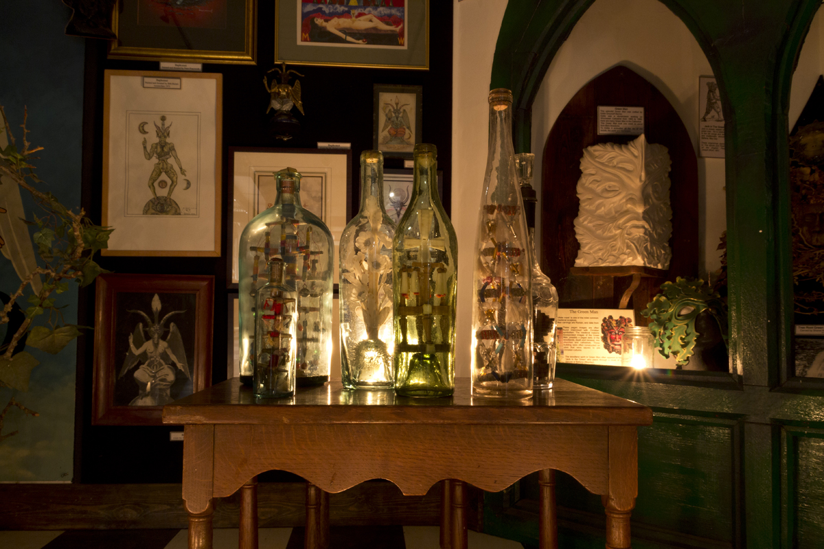 狗狗项圈,假牙,巫术.盘点英国8大"奇葩"博物馆