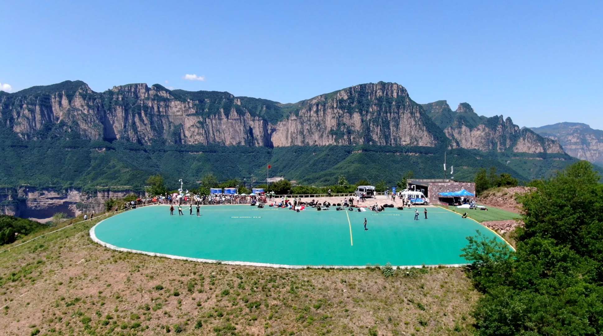 河南林州林虑山滑翔伞动力伞三角翼体验高空欣赏太行美景