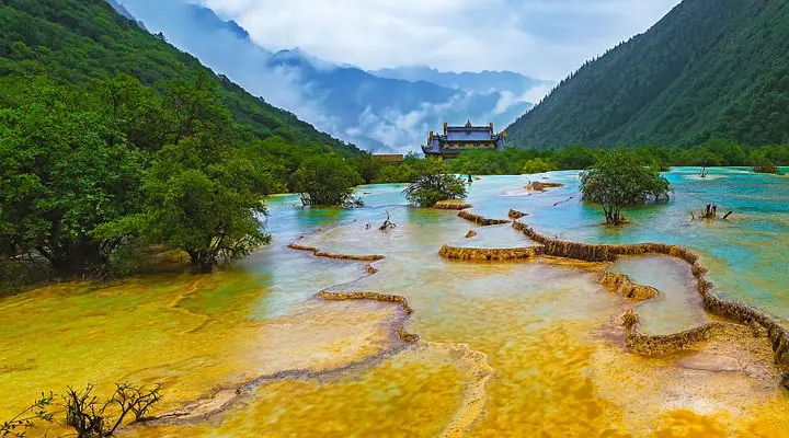 九寨溝包車 成都到九寨溝景區單程或往返/成都至九寨溝 黃龍回成都