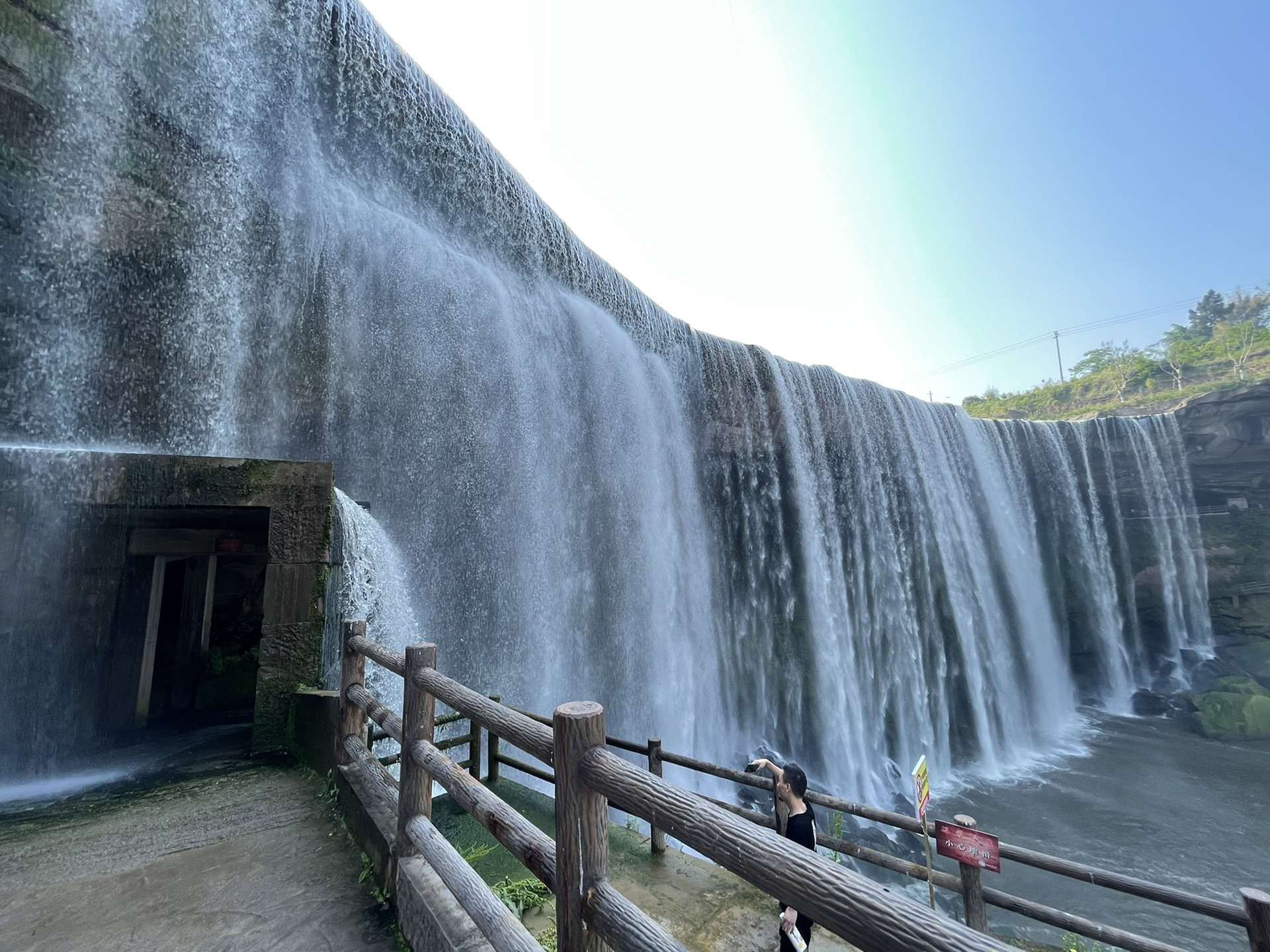 【岳池县景点图片】岳池低坑大瀑布