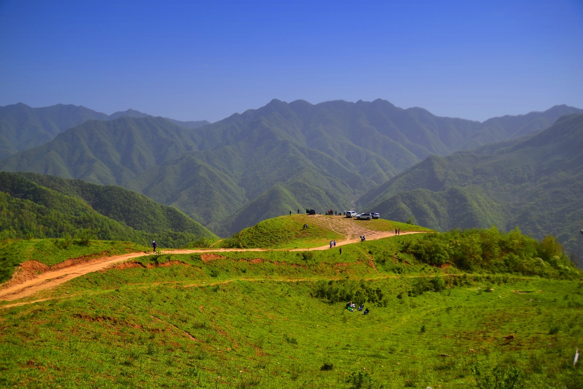 五一假期兩次打卡藍田流峪寺村高山草甸