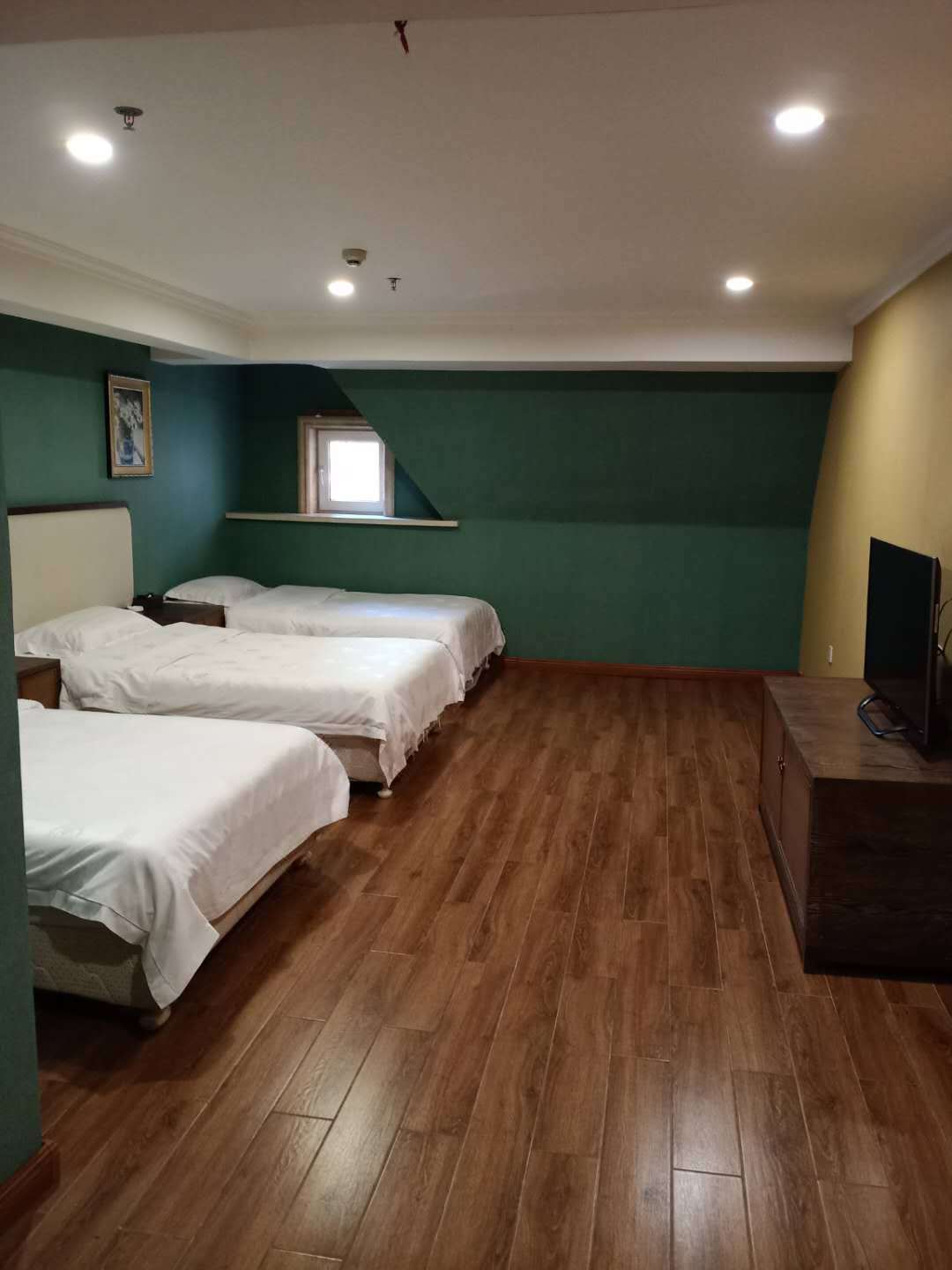 长春四季天沐温泉酒店