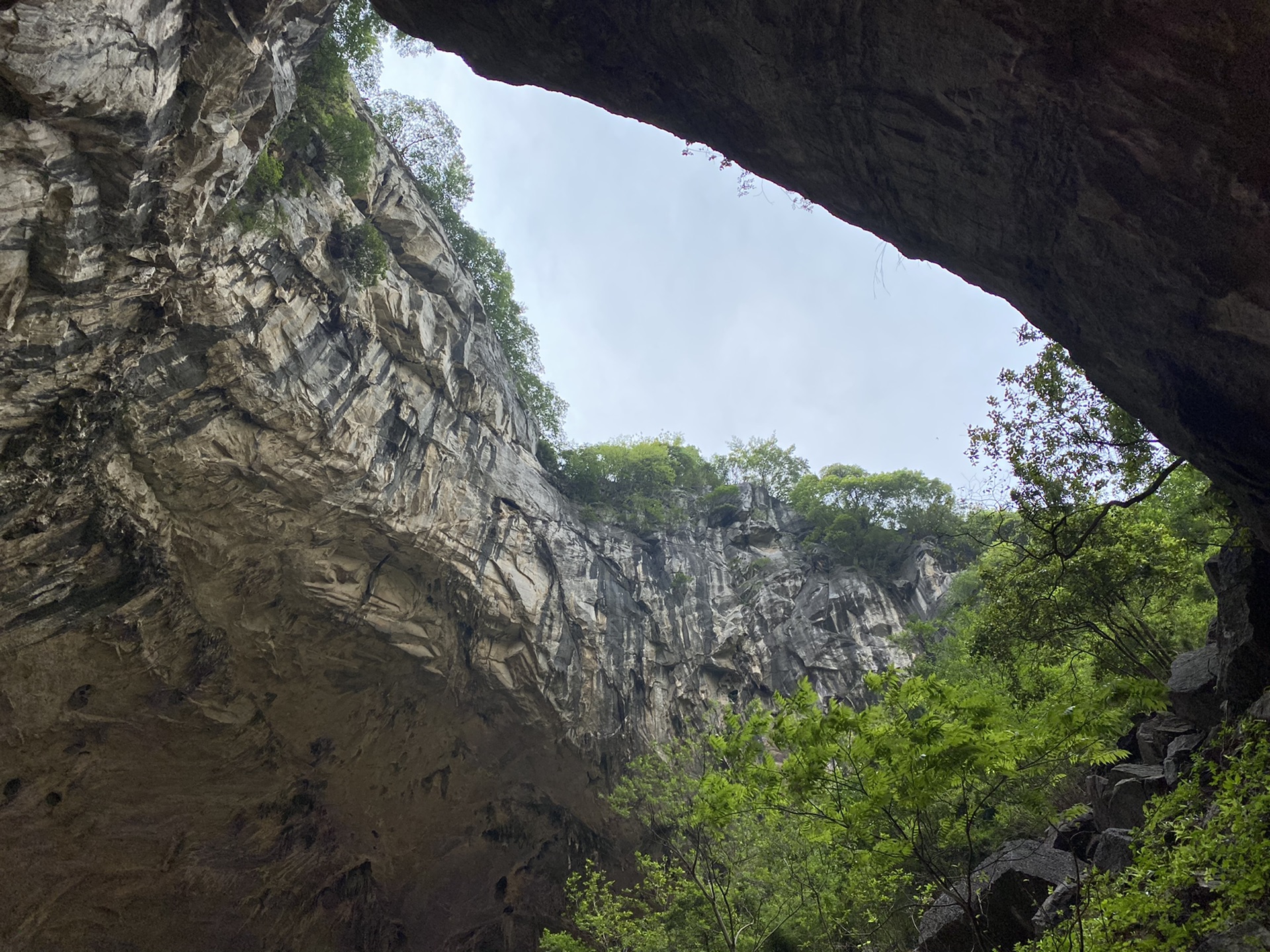 贺州川岩风景独特