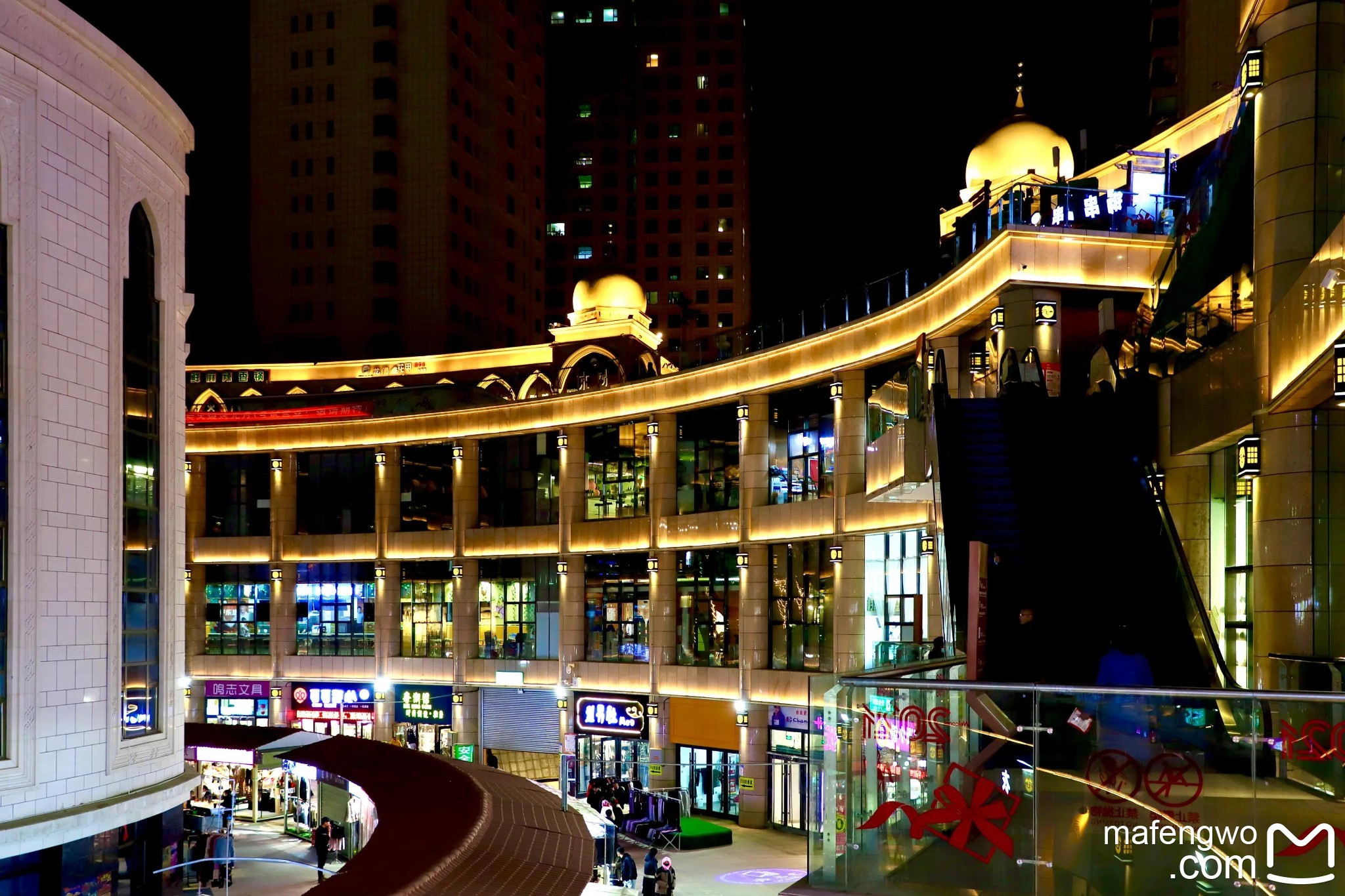 西宁真正值得打卡的美食聚集地——新千夜市_游记