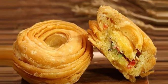 油酥饼炉桥大救驾炉桥大救驾是定远县炉桥镇一带盛行的一种特产油酥饼