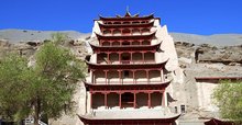國(guó)內(nèi)7月份適合去哪里玩呢？新疆不行了吧，還可以去么？ 