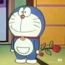 手揣兜兜笑