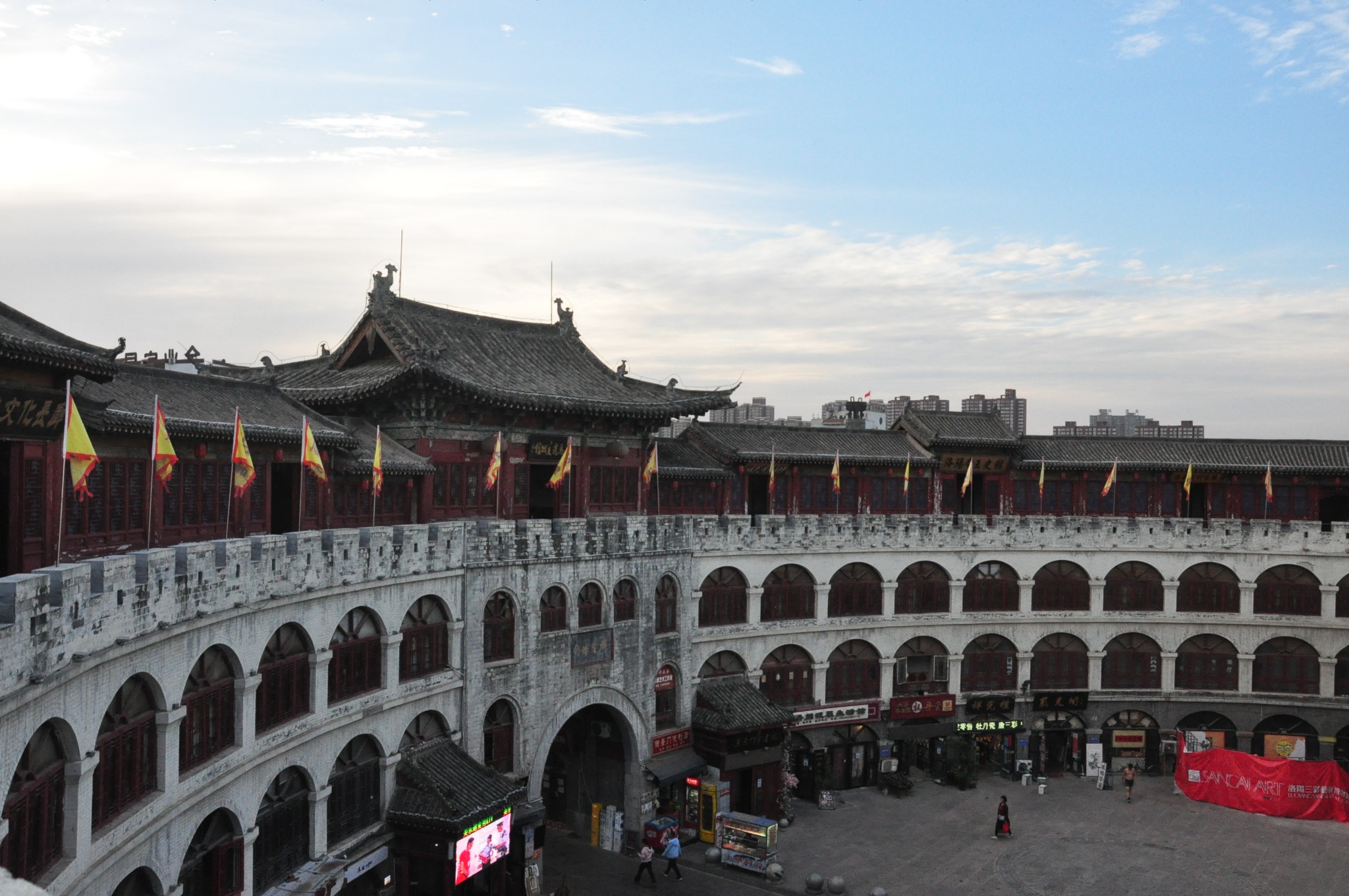 河南洛阳丽景门