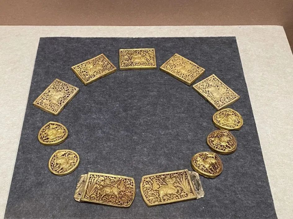土司遗珍四川明代平武土司家族墓出土文物精品展