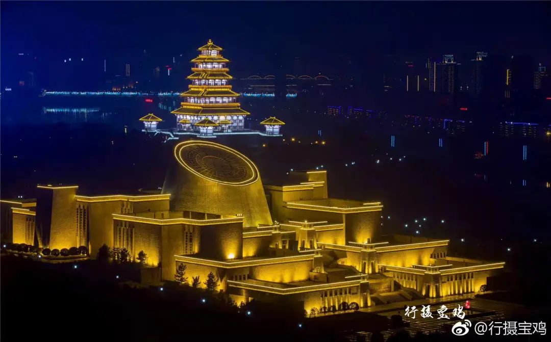 石鼓山公园夜景图片