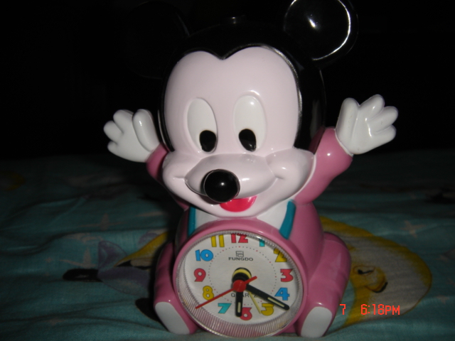 提供道具米老鼠闹钟