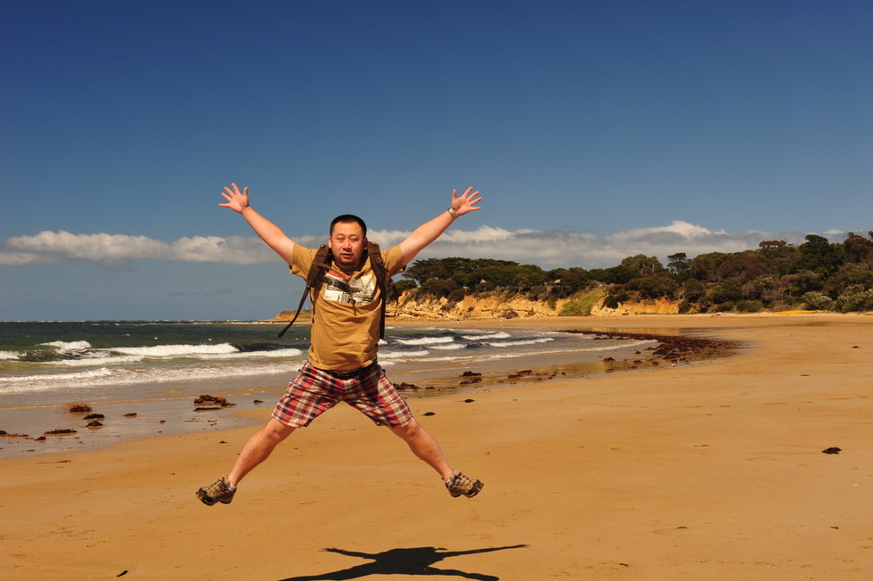 露宿街头的胖子