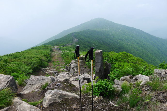 【临安图片】一日七尖，天堂在左、地狱在右