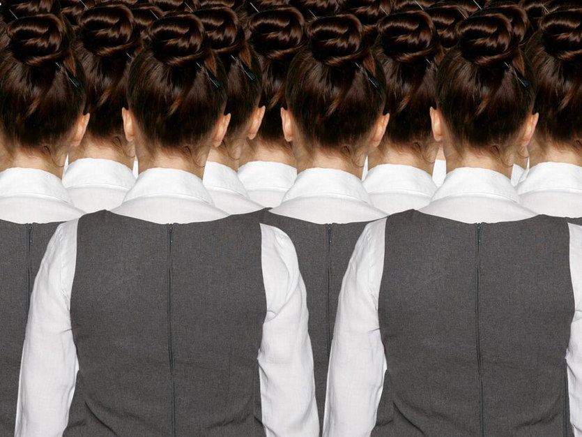 国外诡异的人体组合造型密集恐惧症慎入啊