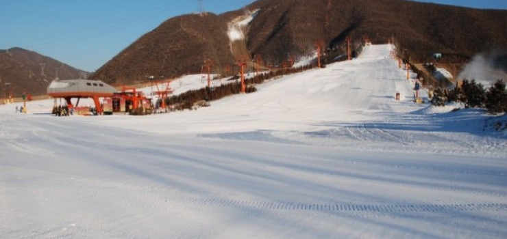 军都山滑雪场