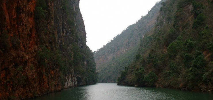 鲁布革三峡