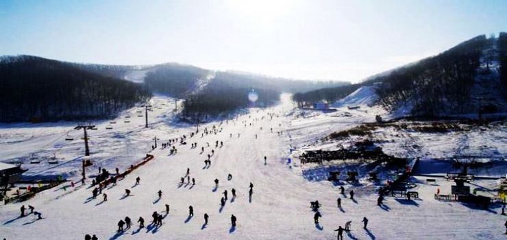 沧州勇士滑雪场介绍图片