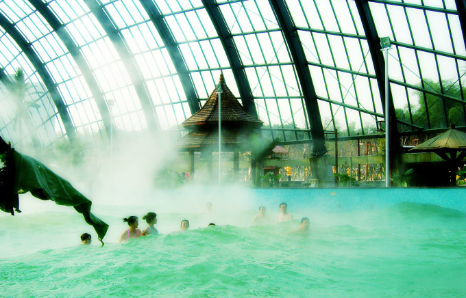 悦兮半岛偏硅酸型温泉的好处