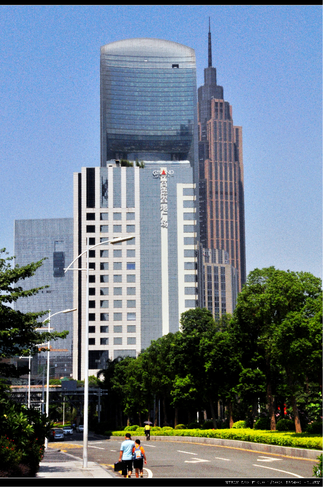 珠江新城有个花城汇