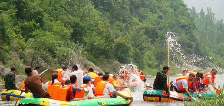 西峡龙河漂流