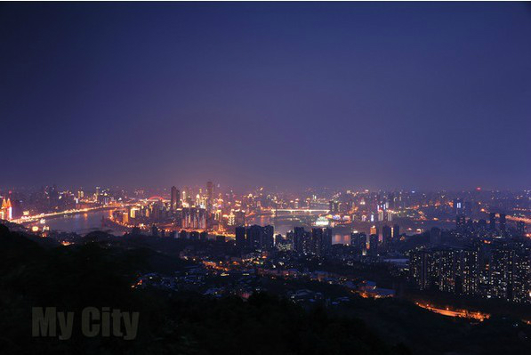 回覆帖子重慶夜景最佳拍攝地南山三塊石上看到的夜景