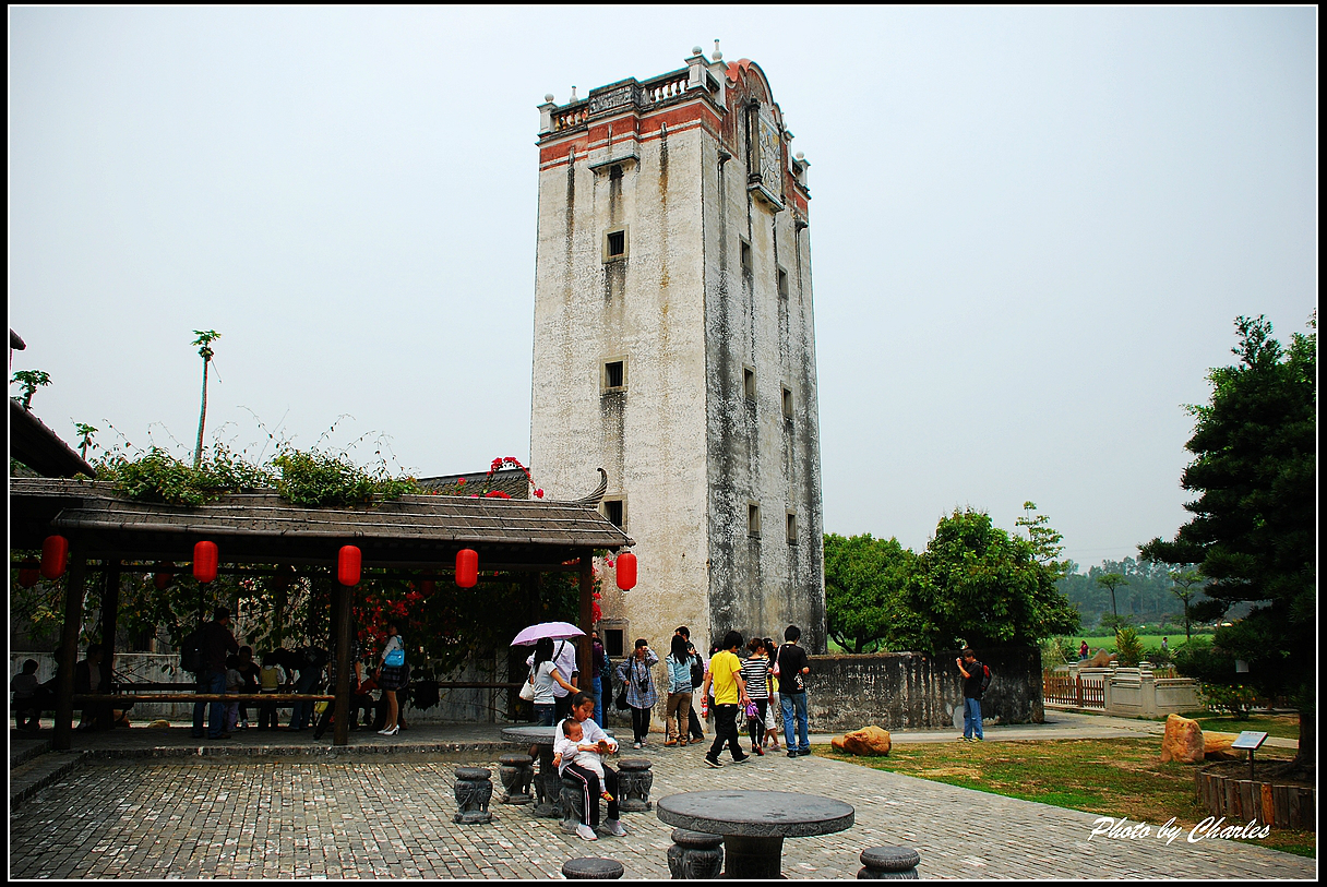 室内装饰凌氏宗祠古村一隅,另外一座碉楼墙上满是斑斑岁月的痕迹依然