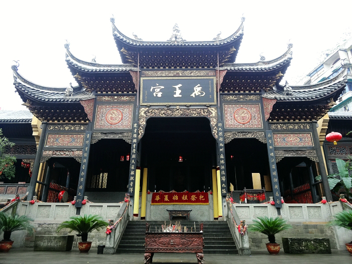 湖广会馆磁器口  码头磁器口  的龙隐门,经常被涨水