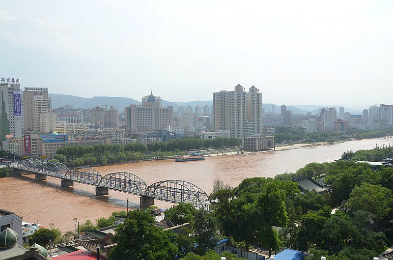 白塔公園.免費開放中山橋,黃河第一橋,已經有百年曆史了.